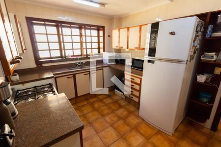 COZINHA de casa de condomínio à venda com 3 quartos, 350m² em Sítios de Recreio Gramado, Campinas