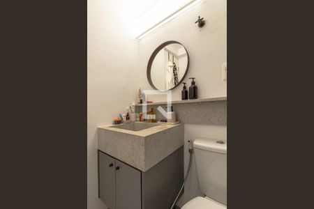 Banheiro de apartamento para alugar com 1 quarto, 42m² em Itaim Bibi, São Paulo