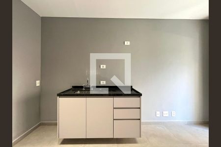 Cozinha de apartamento à venda com 1 quarto, 30m² em Jardim Prudência, São Paulo