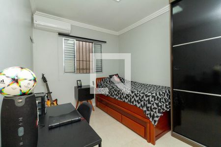 Quarto 2 de casa à venda com 3 quartos, 177m² em Penha de França, São Paulo