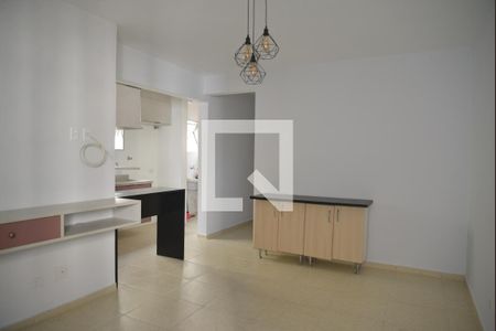 Sala de apartamento para alugar com 2 quartos, 50m² em Jardim Bela Vista, Santo André