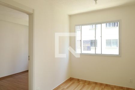Sala de apartamento para alugar com 2 quartos, 34m² em Guaianases, São Paulo