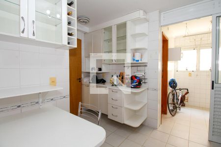 Cozinha de apartamento à venda com 3 quartos, 100m² em Pinheiros, São Paulo
