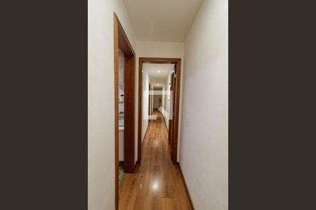 Corredor de apartamento à venda com 3 quartos, 152m² em Barra da Tijuca, Rio de Janeiro