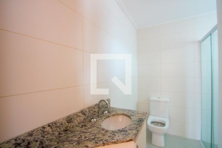 Banheiro social de apartamento à venda com 3 quartos, 97m² em Vila Scarpelli, Santo André