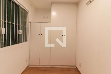 Quarto de casa para alugar com 1 quarto, 50m² em Vila Albano, São Paulo