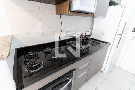 Cozinha de apartamento à venda com 2 quartos, 33m² em Parque Fongaro, São Paulo