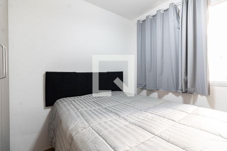 Quarto 1 de apartamento à venda com 2 quartos, 33m² em Parque Fongaro, São Paulo