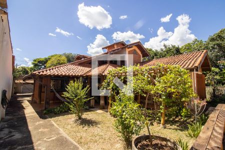 Quintal de casa à venda com 5 quartos, 440m² em Chácara Santa Margarida, Campinas