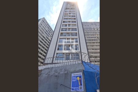 Fachada de apartamento para alugar com 1 quarto, 25m² em Itararé, Santos