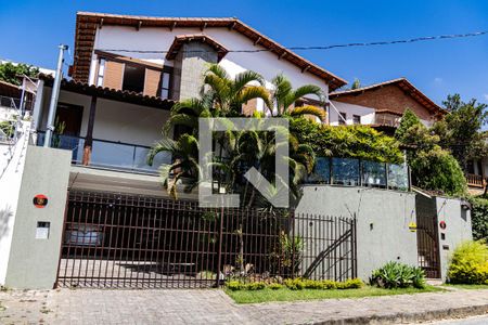 Fachada de casa à venda com 4 quartos, 450m² em São Bento, Belo Horizonte
