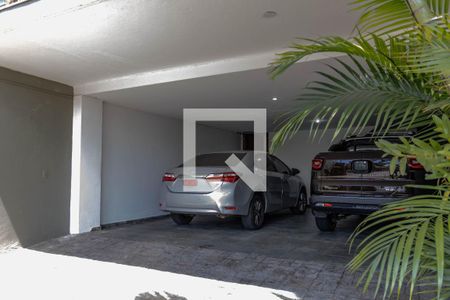 Garagem de casa à venda com 4 quartos, 450m² em São Bento, Belo Horizonte