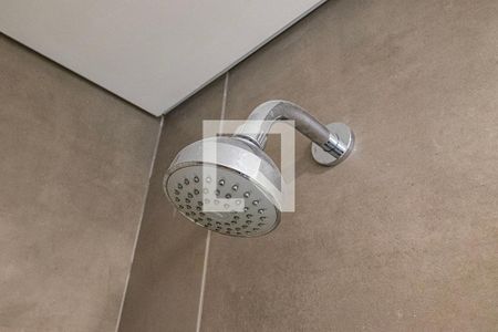 Banheiro de kitnet/studio para alugar com 1 quarto, 30m² em Pinheiros, São Paulo