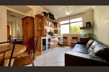 sala  de apartamento à venda com 3 quartos, 80m² em São Pedro, Belo Horizonte