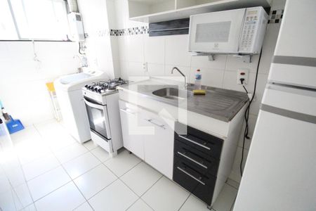 Cozinha de apartamento para alugar com 2 quartos, 55m² em Jacarepaguá, Rio de Janeiro