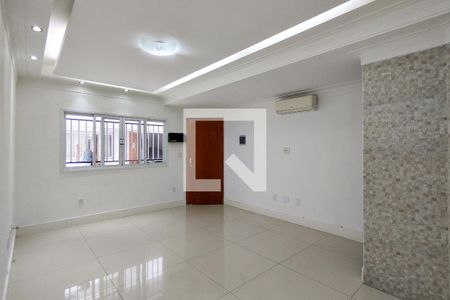 Sala de casa de condomínio para alugar com 4 quartos, 130m² em Canto do Forte, Praia Grande