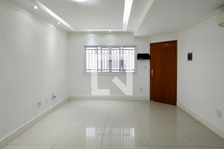 Sala de casa de condomínio para alugar com 4 quartos, 130m² em Canto do Forte, Praia Grande