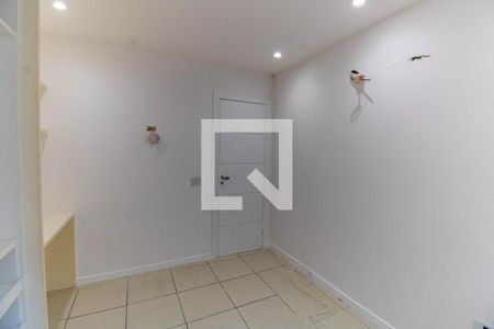 Quarto 2 de apartamento à venda com 3 quartos, 110m² em Itaipu, Niterói