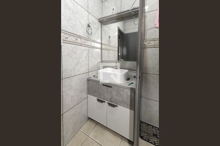 Banheiro de casa à venda com 2 quartos, 90m² em Santo Afonso, Novo Hamburgo