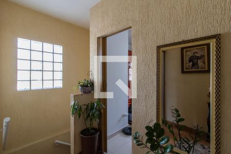 Corredor dos Quartos de casa à venda com 3 quartos, 248m² em Vila Galvão, Guarulhos