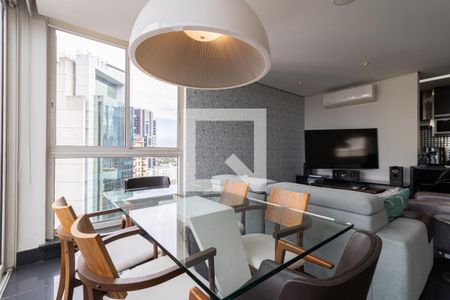 Sala de Jantar de apartamento à venda com 2 quartos, 102m² em Vila Olímpia, São Paulo