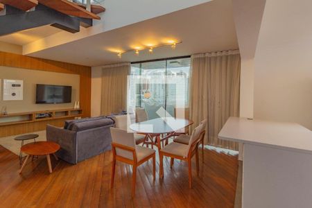 Apartamento à venda com 3 quartos, 210m² em Pinheiros, São Paulo