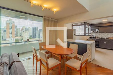 Apartamento à venda com 3 quartos, 210m² em Pinheiros, São Paulo