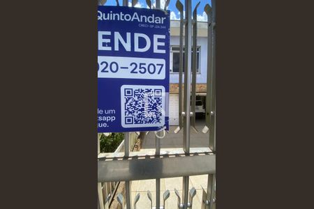 Fachada + Placa de casa à venda com 3 quartos, 252m² em Vila Matilde, São Paulo