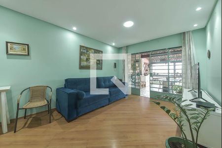 Sala de casa à venda com 3 quartos, 200m² em Jardim Oriental, São Paulo