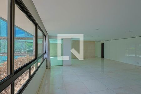 Sala de apartamento à venda com 4 quartos, 274m² em Belvedere, Belo Horizonte