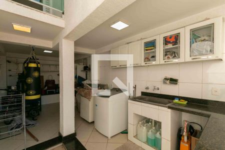 Área de Serviço de casa à venda com 3 quartos, 280m² em Planalto, Belo Horizonte