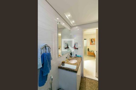 Banheiro Suite de casa à venda com 3 quartos, 280m² em Planalto, Belo Horizonte