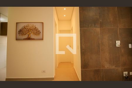 Corredor de apartamento para alugar com 2 quartos, 93m² em Vila Tolstoi, São Paulo