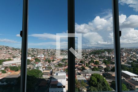 Vista da Sala de apartamento para alugar com 2 quartos, 43m² em Mantiqueira, Belo Horizonte