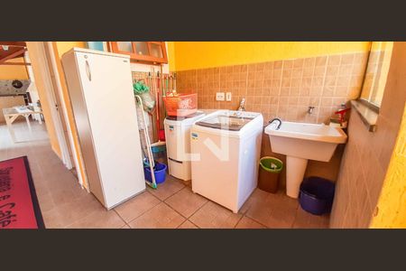 Área de Serviço de casa para alugar com 5 quartos, 436m² em City Bussocaba, Osasco