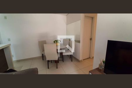 Sala de apartamento para alugar com 2 quartos, 51m² em Umuarama, Osasco