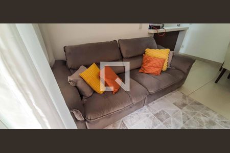 Sala de apartamento para alugar com 2 quartos, 51m² em Umuarama, Osasco