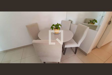 Sala de apartamento para alugar com 2 quartos, 51m² em Umuarama, Osasco