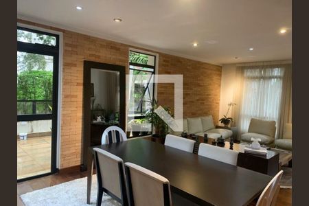 Apartamento à venda com 4 quartos, 308m² em Morumbi, São Paulo