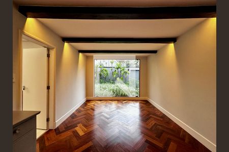 Sala de casa à venda com 4 quartos, 490m² em Santo Amaro, São Paulo