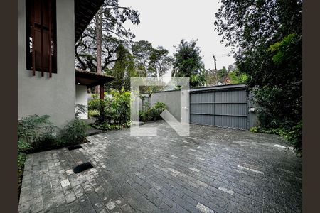 Garagem de casa à venda com 4 quartos, 490m² em Santo Amaro, São Paulo