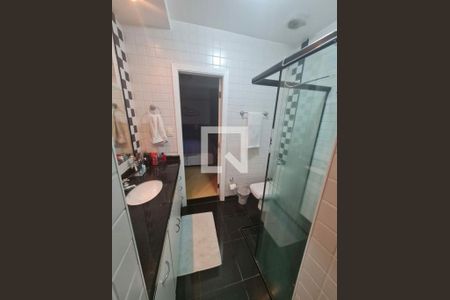 Casa à venda com 5 quartos, 300m² em Vila Sonia, São Paulo