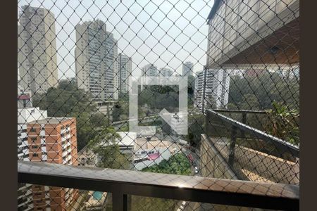 Apartamento para alugar com 4 quartos, 242m² em Morumbi, São Paulo