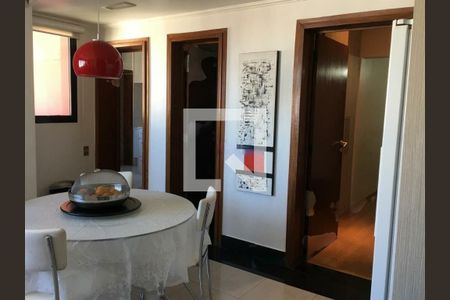 Apartamento à venda com 3 quartos, 241m² em Vila Suzana, São Paulo