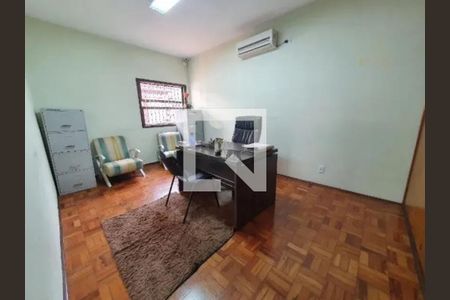 Casa à venda com 4 quartos, 320m² em Vila Progredior, São Paulo