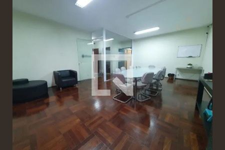 Casa à venda com 4 quartos, 320m² em Vila Progredior, São Paulo