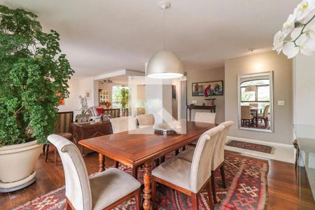 Apartamento à venda com 4 quartos, 232m² em Vila Morumbi, São Paulo