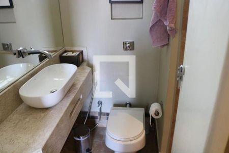 Apartamento à venda com 2 quartos, 73m² em Vila Nova Conceição, São Paulo