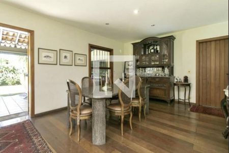 Casa à venda com 4 quartos, 380m² em Jardim Panorama, São Paulo