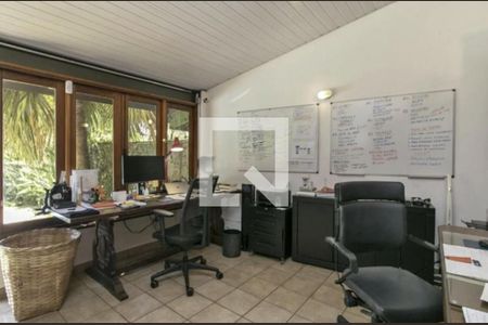 Casa à venda com 4 quartos, 380m² em Jardim Panorama, São Paulo